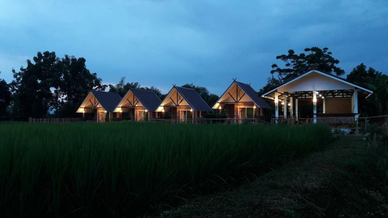 Vila ฮ้างนาตาจันทร์ Pua Exteriér fotografie