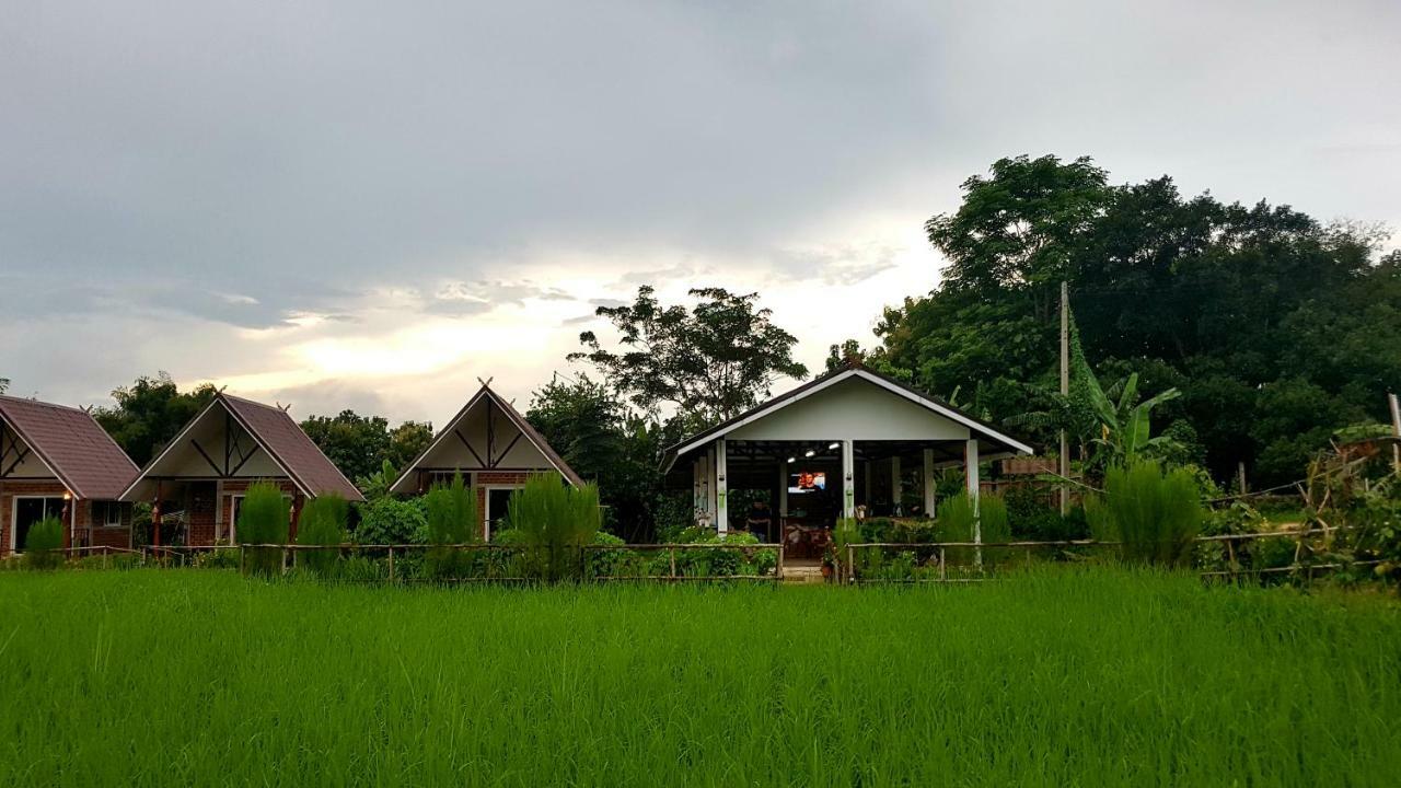Vila ฮ้างนาตาจันทร์ Pua Exteriér fotografie